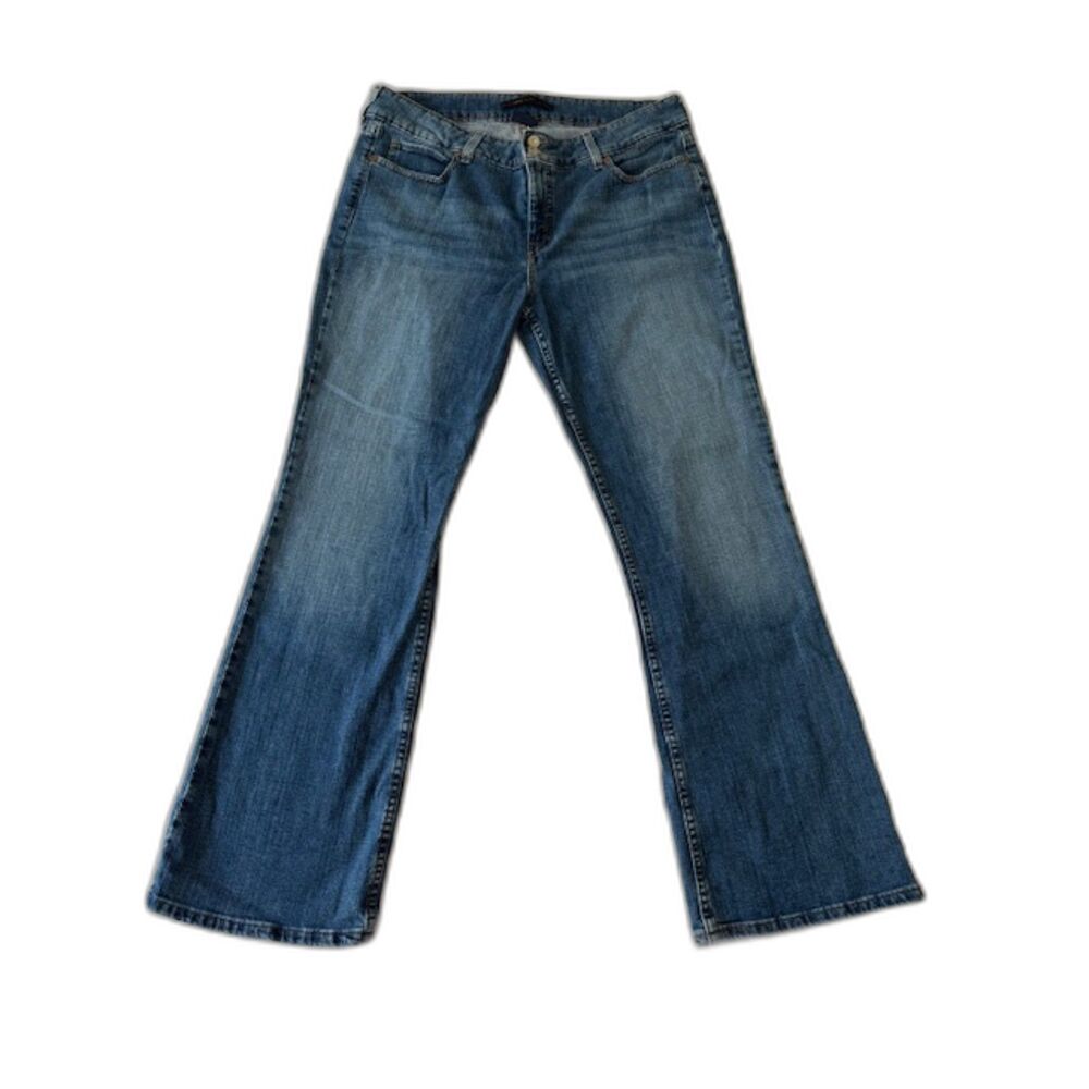 Levi’s 526 Slender Boot Cut Blue Faded Women’s Size 14 The Original Jean Denim